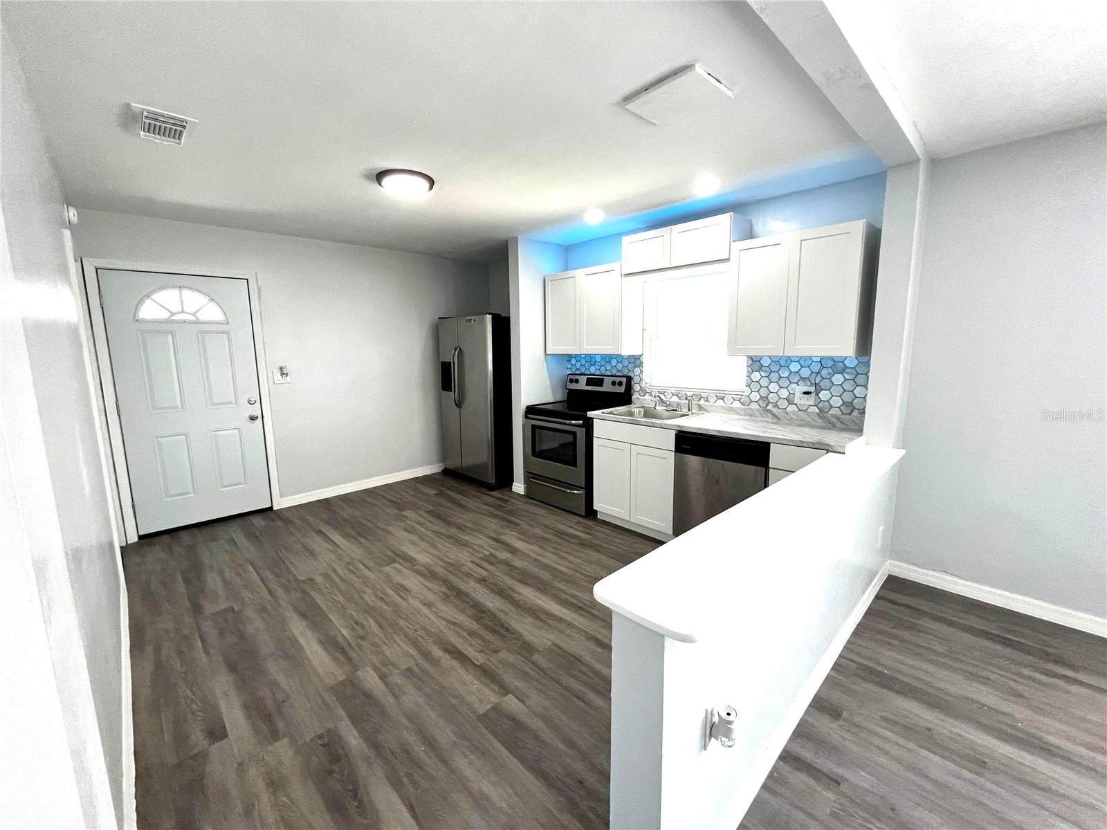 Image 16 of 18 For 2501 6th Street S
