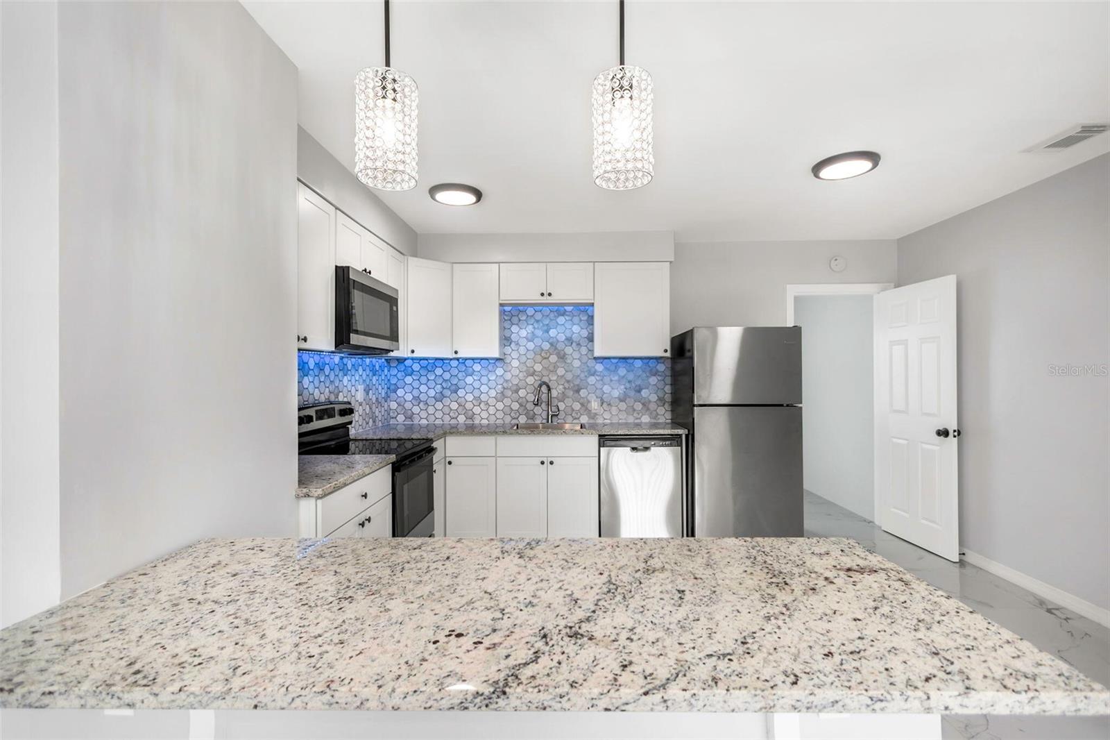 Image 2 of 18 For 2501 6th Street S