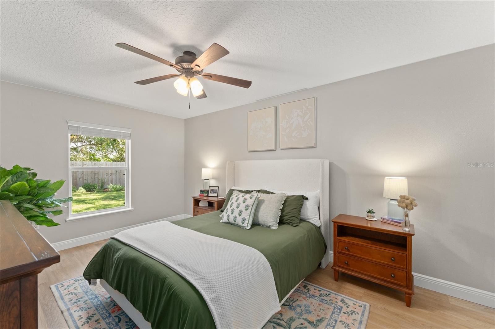 Image 8 of 39 For 653 Stevelynn Circle