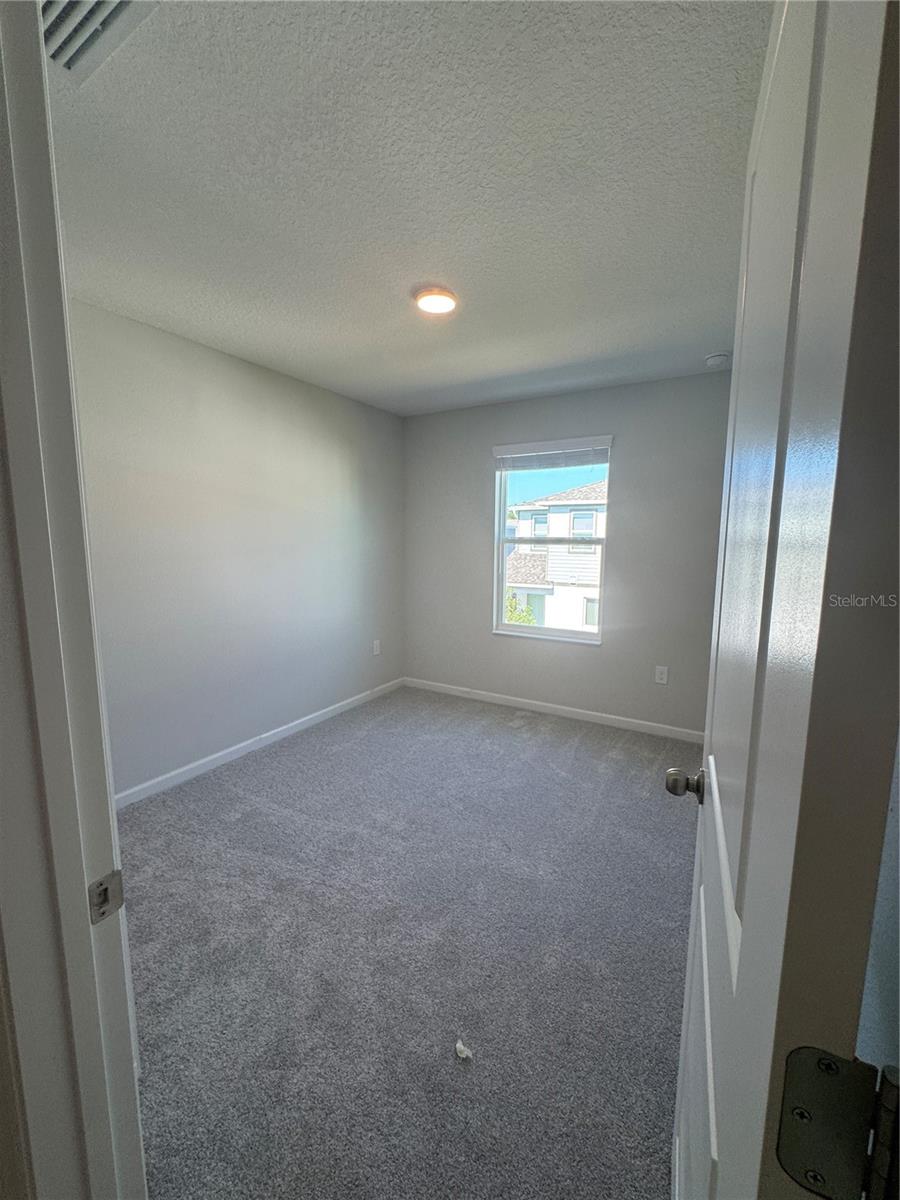 Image 19 of 24 For 14922 Harvest Street