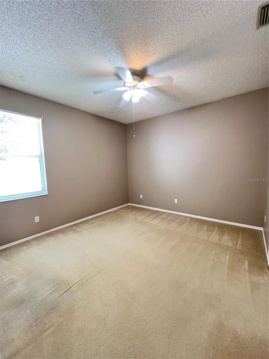 Image 17 of 23 For 806 Cherry Valley Way