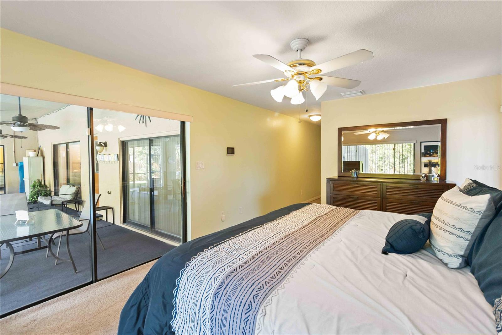 Image 27 of 42 For 2530 Creekview Circle