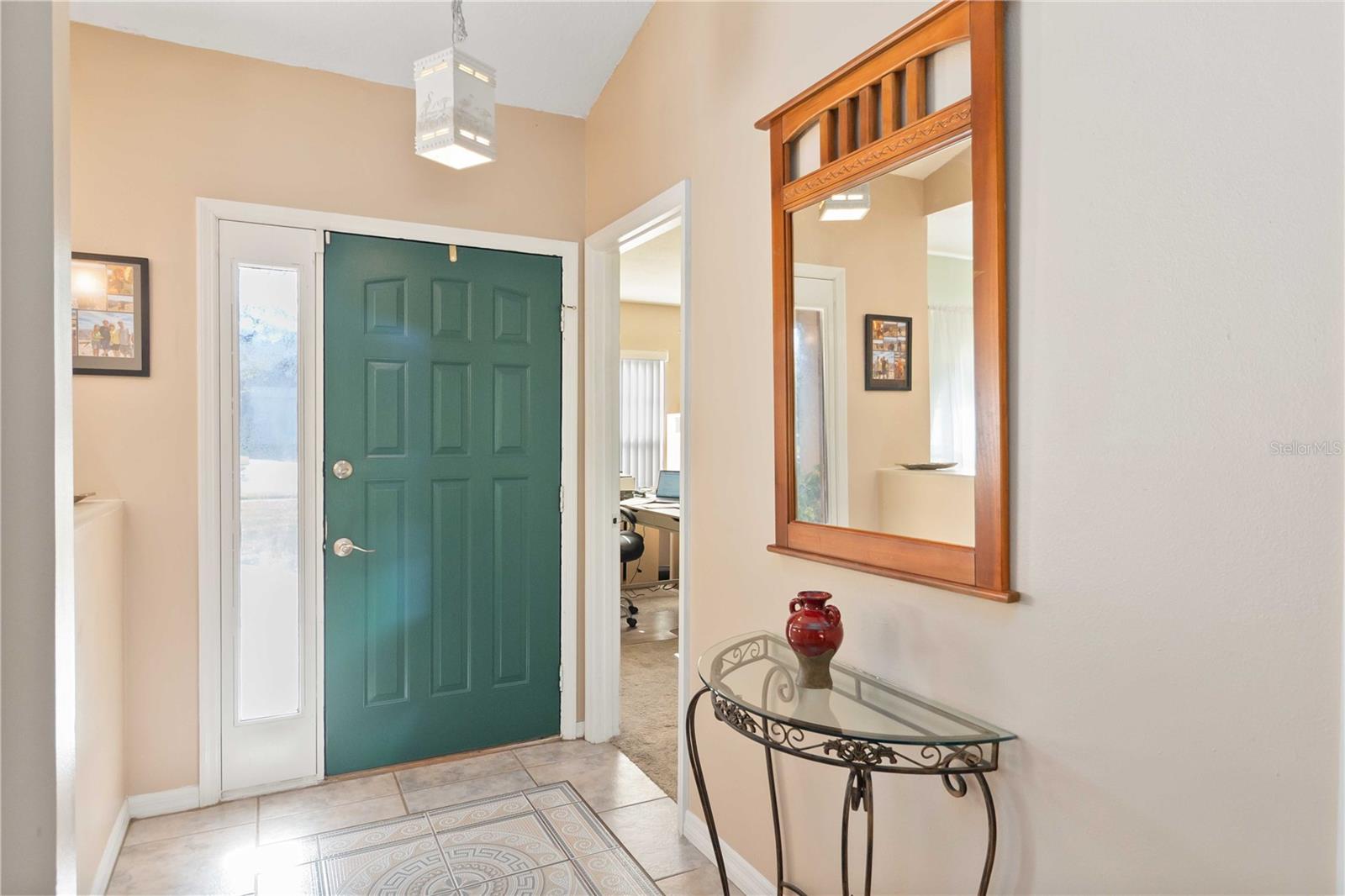 Image 5 of 42 For 2530 Creekview Circle