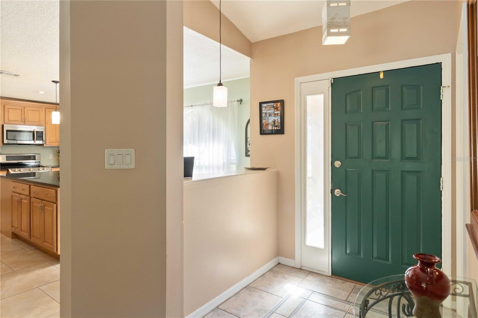 Image 6 of 42 For 2530 Creekview Circle