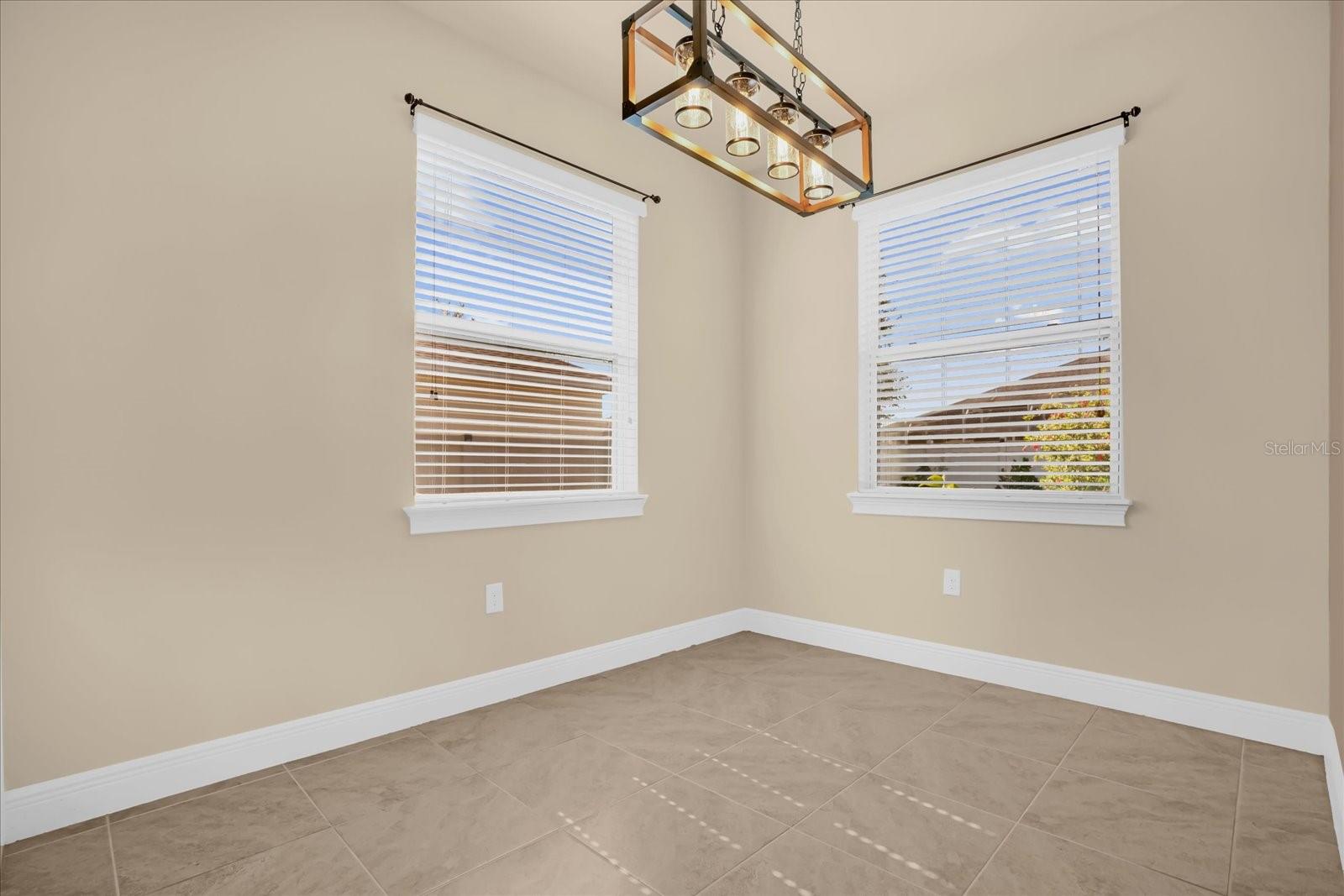 Image 11 of 25 For 212 Messina Place