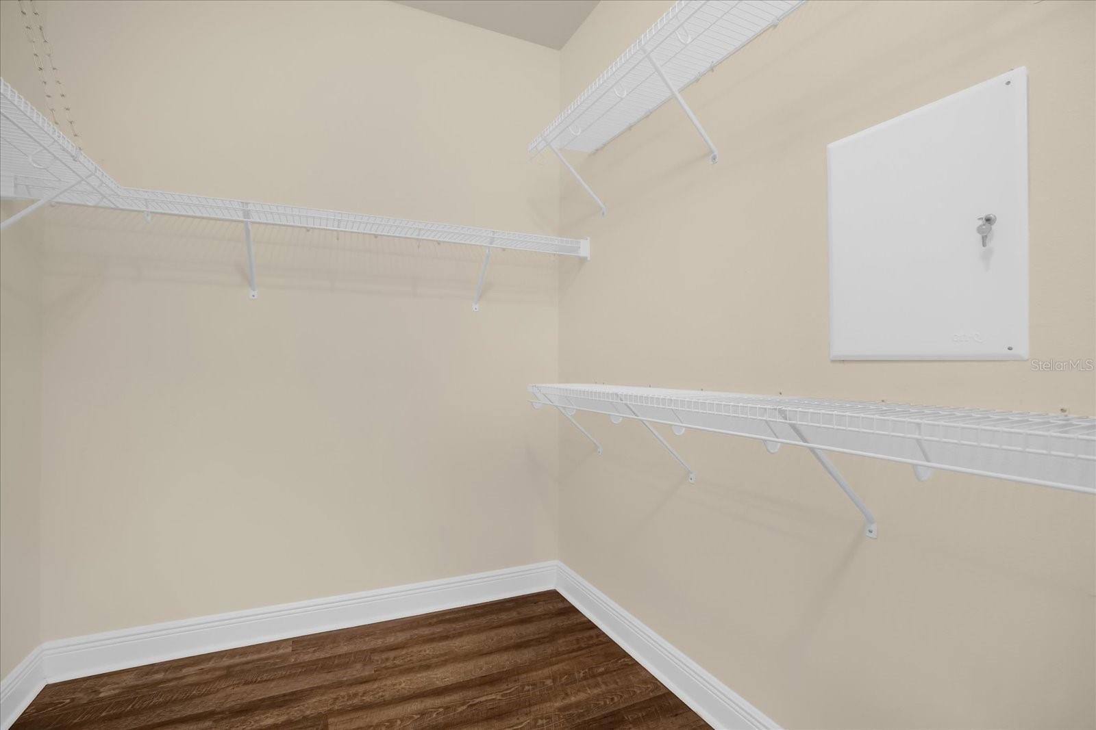 Image 16 of 25 For 212 Messina Place