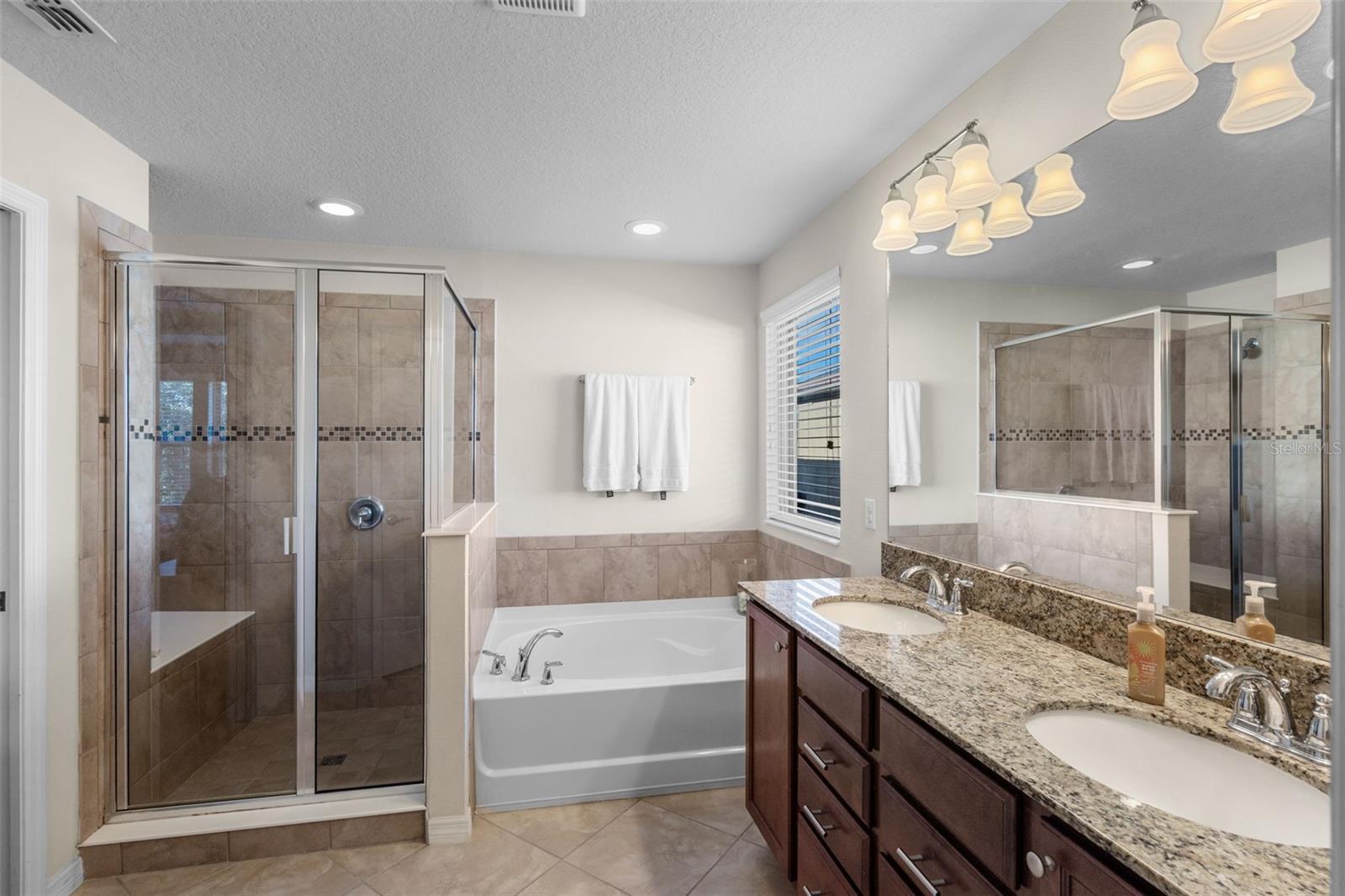 Image 19 of 37 For 12925 Holdenbury Lane