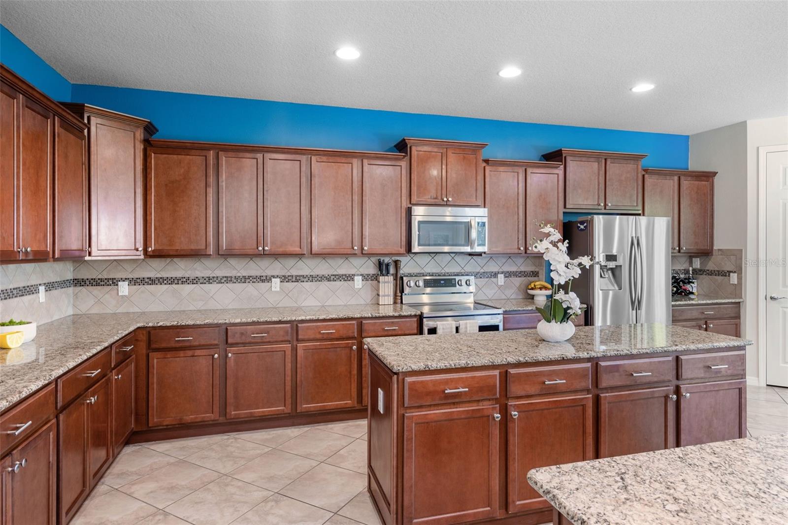 Image 8 of 37 For 12925 Holdenbury Lane