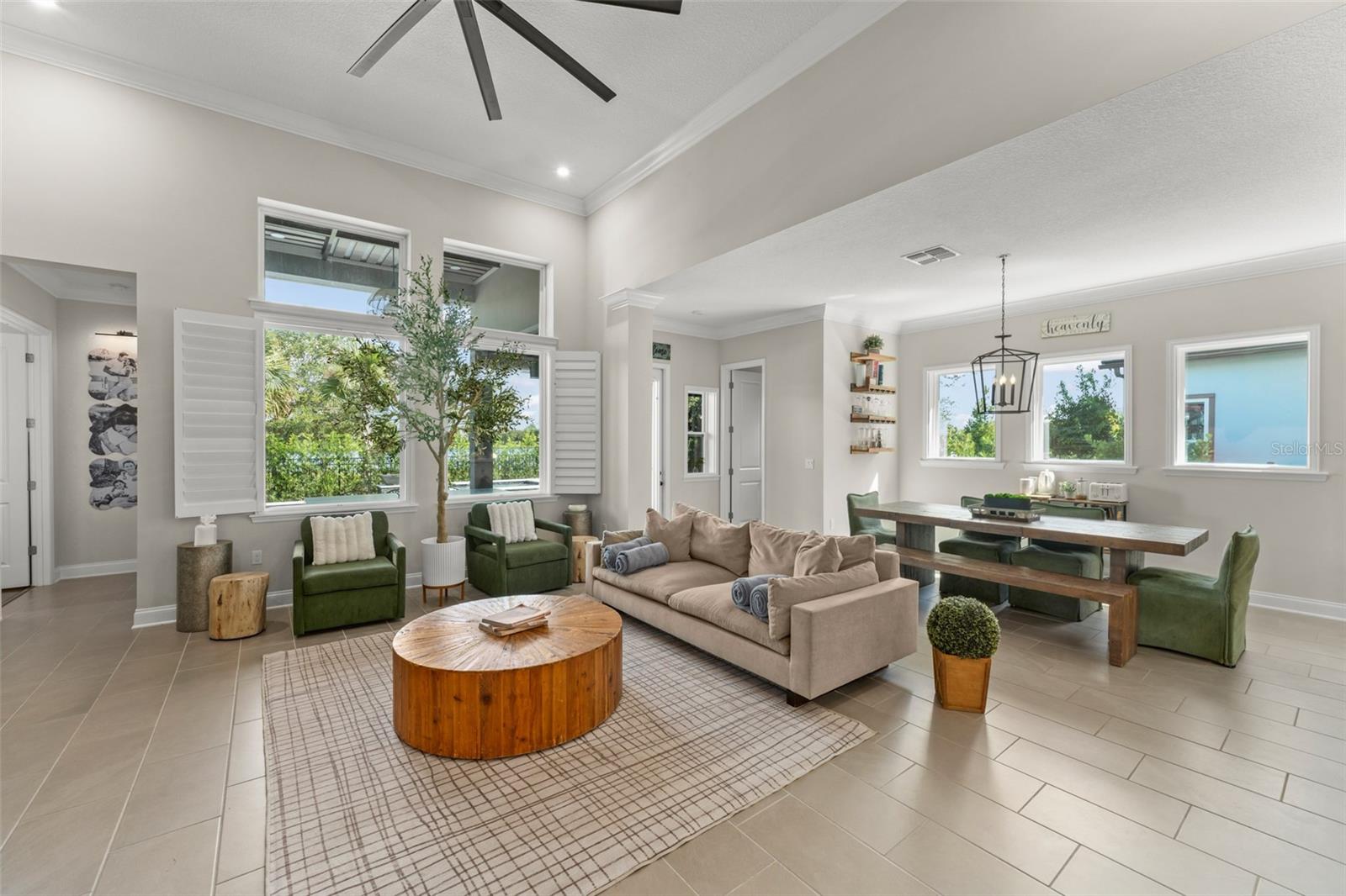 Image 11 of 76 For 13027 Stoddart Avenue