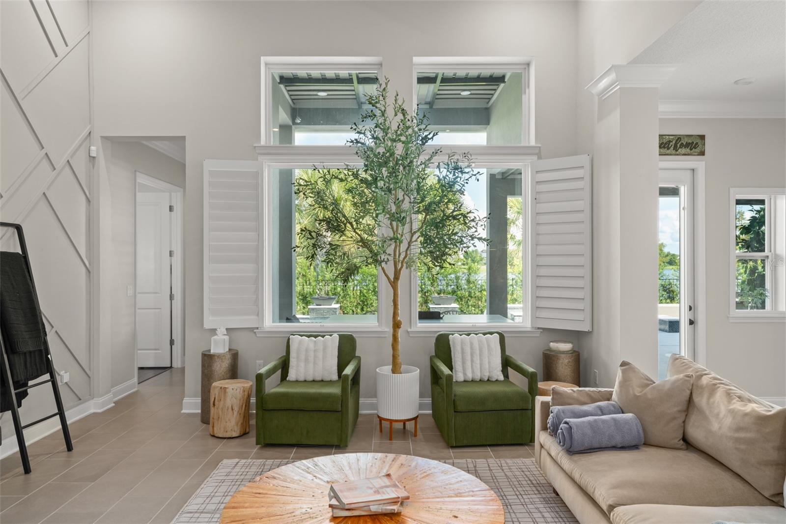 Image 12 of 76 For 13027 Stoddart Avenue