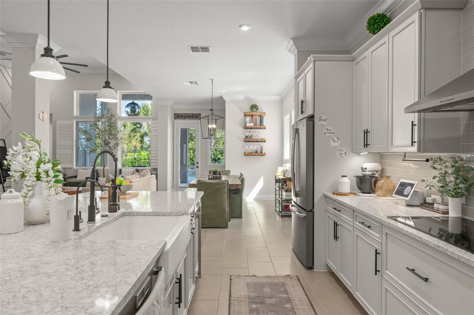 Image 18 of 76 For 13027 Stoddart Avenue