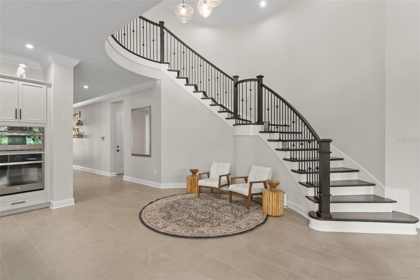 Image 32 of 76 For 13027 Stoddart Avenue