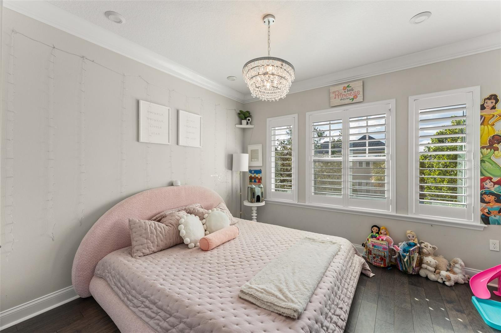 Image 36 of 76 For 13027 Stoddart Avenue