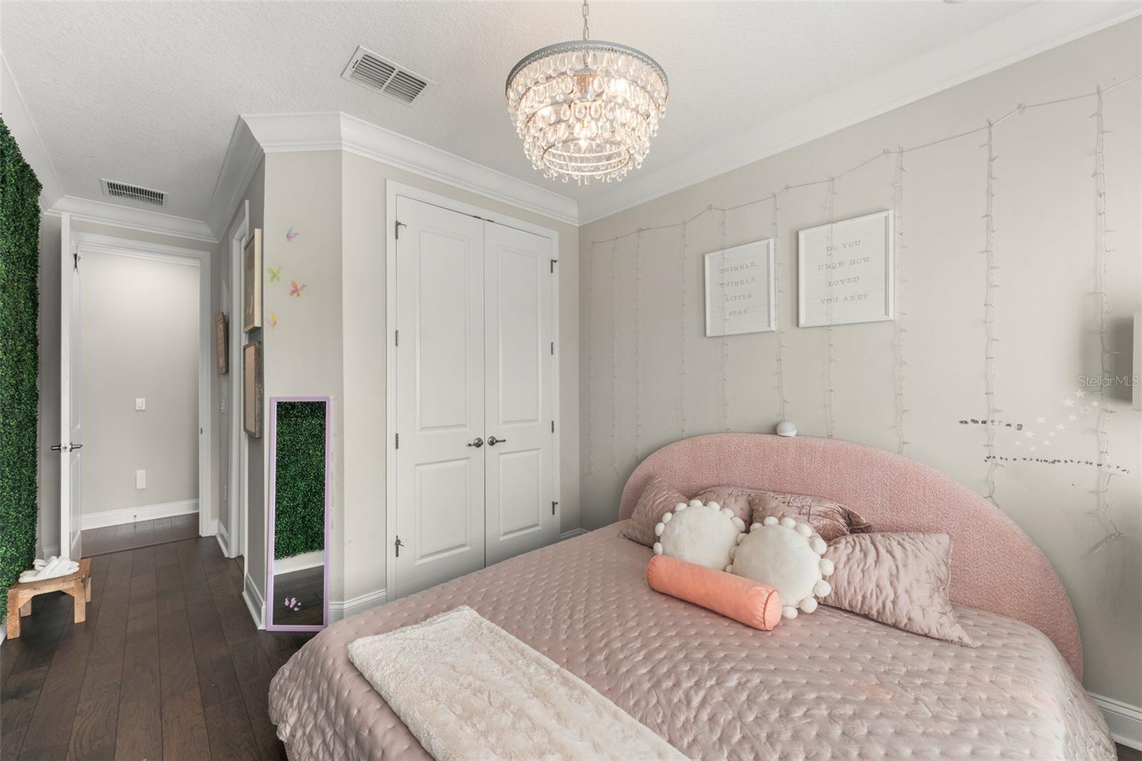 Image 37 of 76 For 13027 Stoddart Avenue