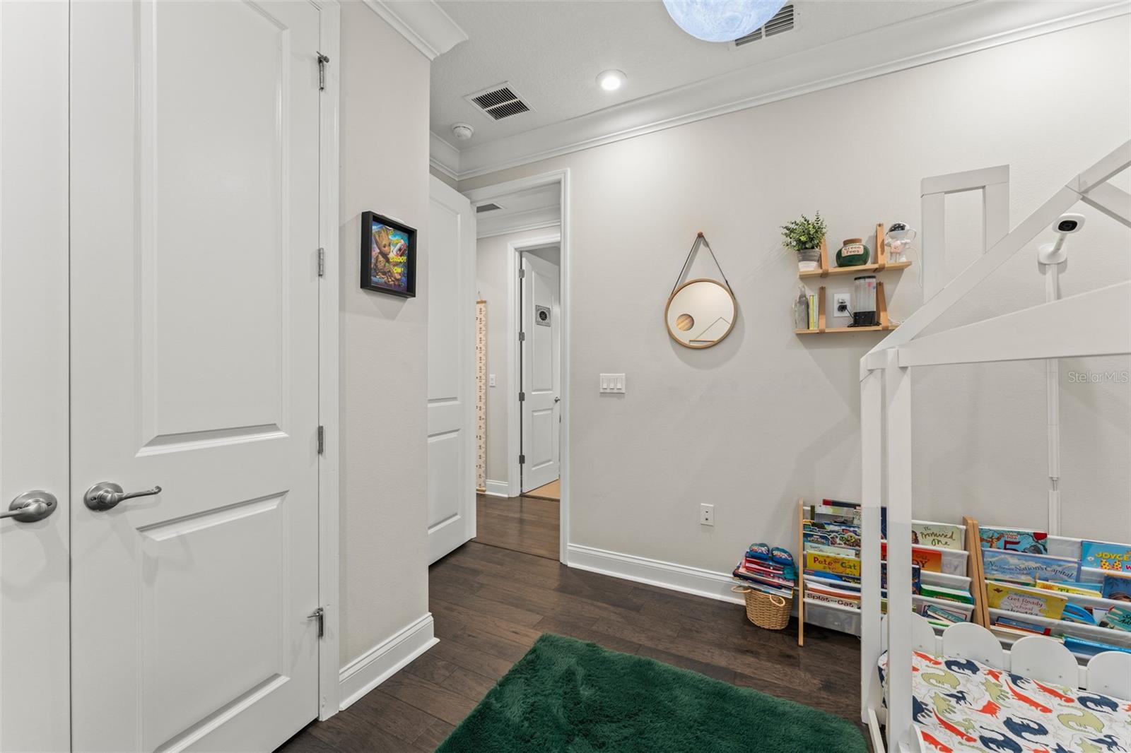 Image 42 of 76 For 13027 Stoddart Avenue