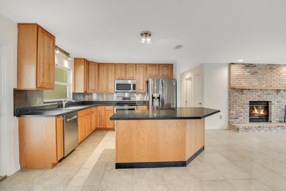 Image 9 of 35 For 8155 Bluestar Circle