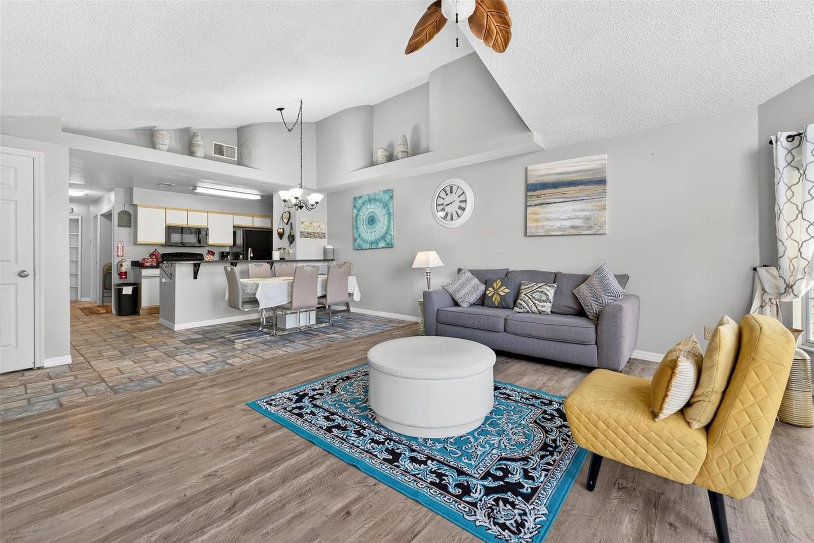 Image 6 of 40 For 2468 Sweetwater Club Circle  110