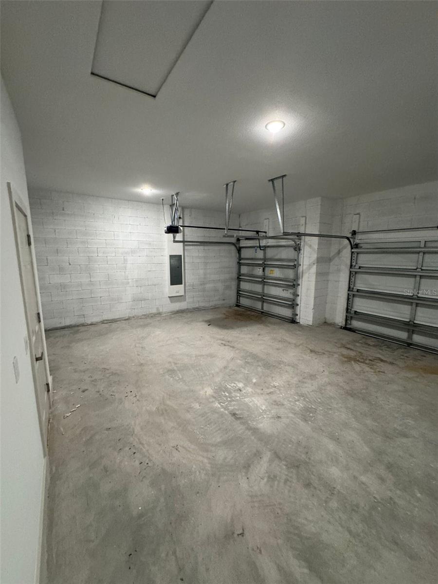 Image 19 of 21 For 2453 Yalta Terrace