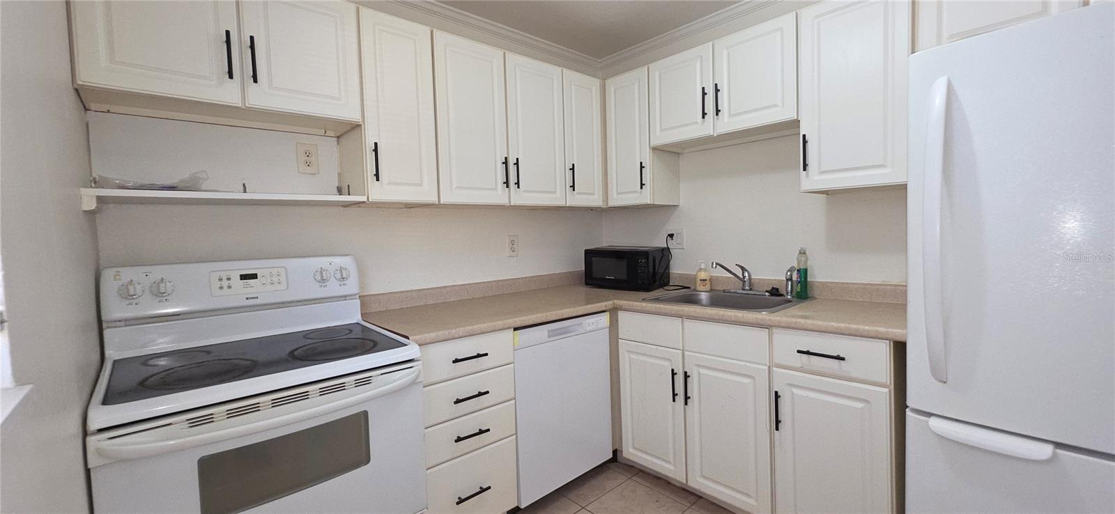 Image 6 of 20 For 1504 Virginia Avenue 105