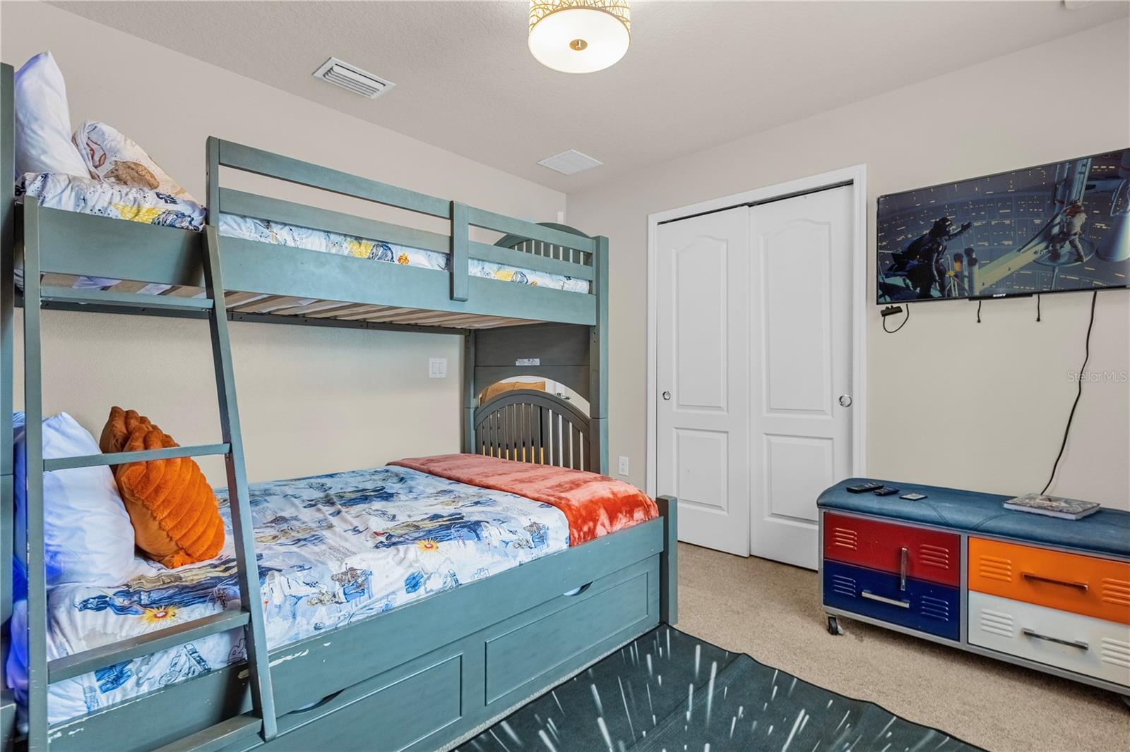 Image 25 of 52 For 1995 Majorca Drive