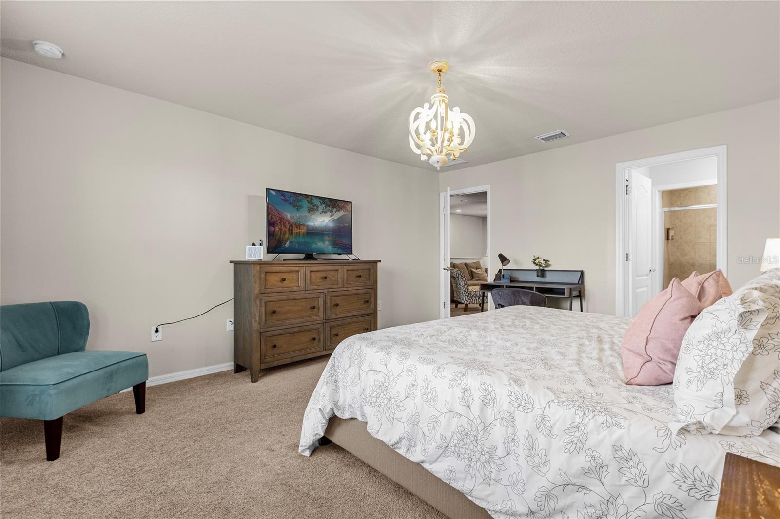 Image 32 of 52 For 1995 Majorca Drive