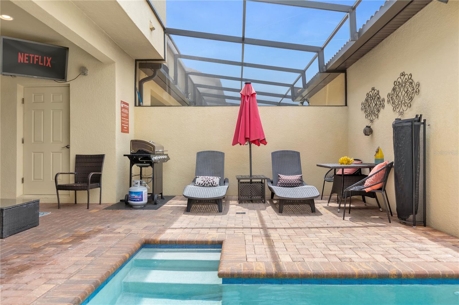 Image 39 of 52 For 1995 Majorca Drive