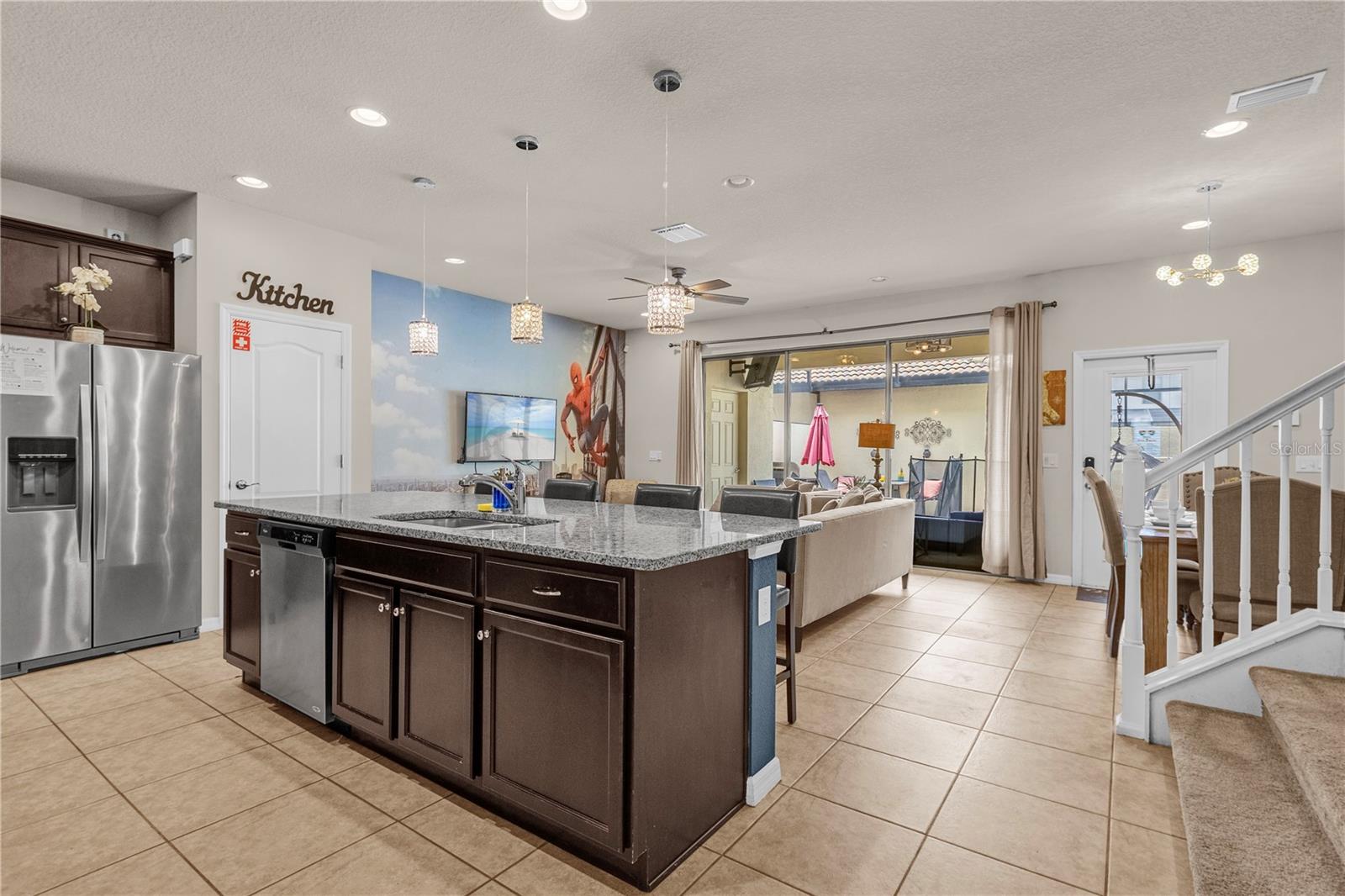 Image 6 of 52 For 1995 Majorca Drive