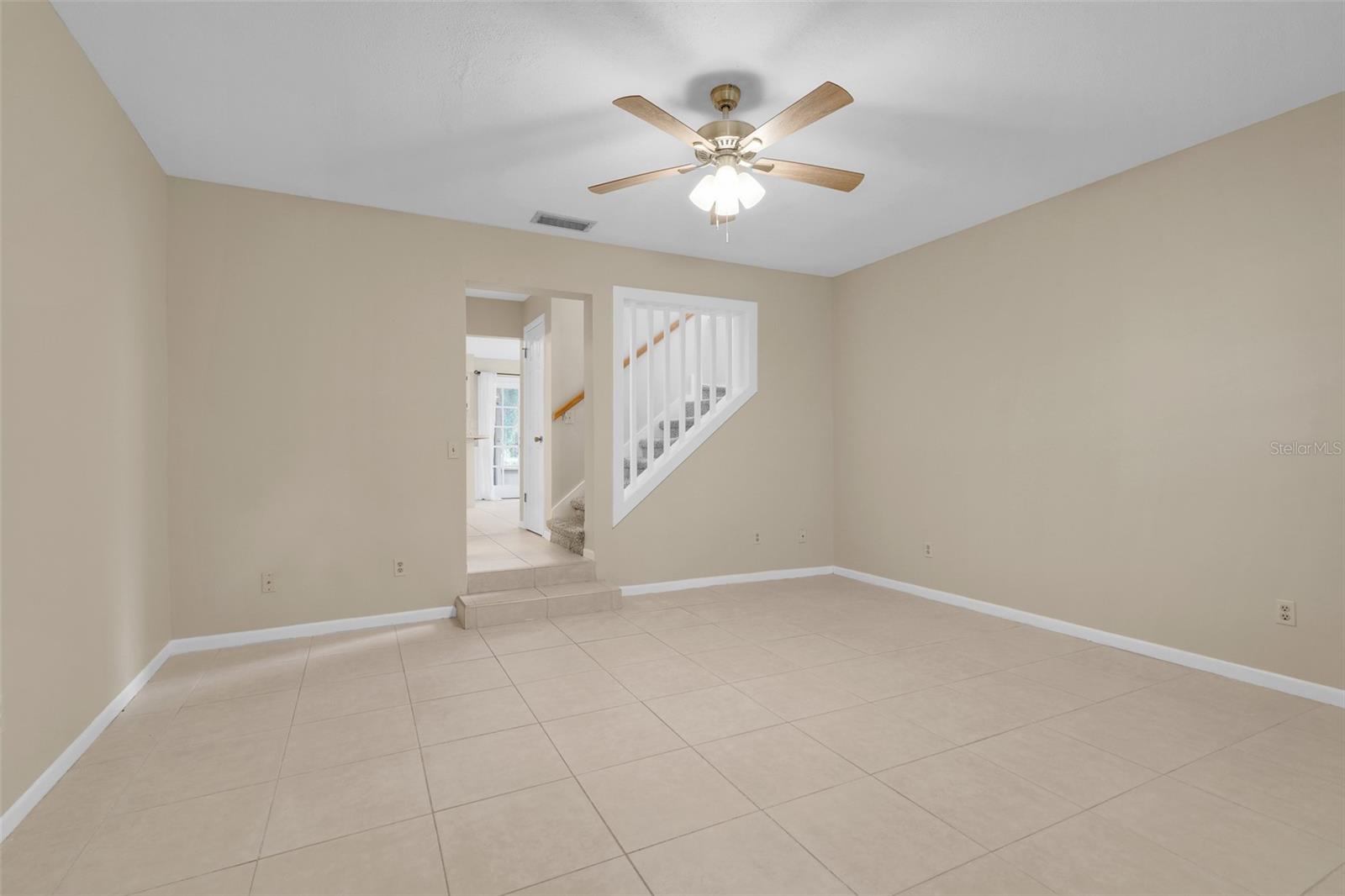 Image 6 of 58 For 1913 Central Boulevard