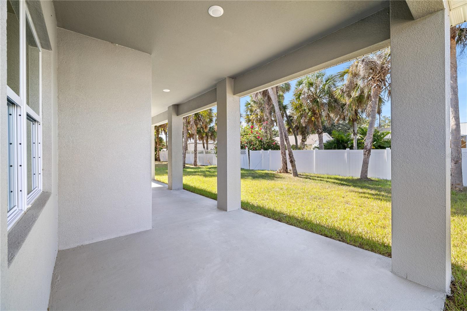 Image 30 of 34 For 1231 San Mateo Drive