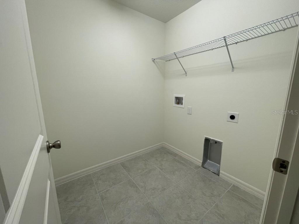 Image 9 of 14 For 1529 Venice Lane