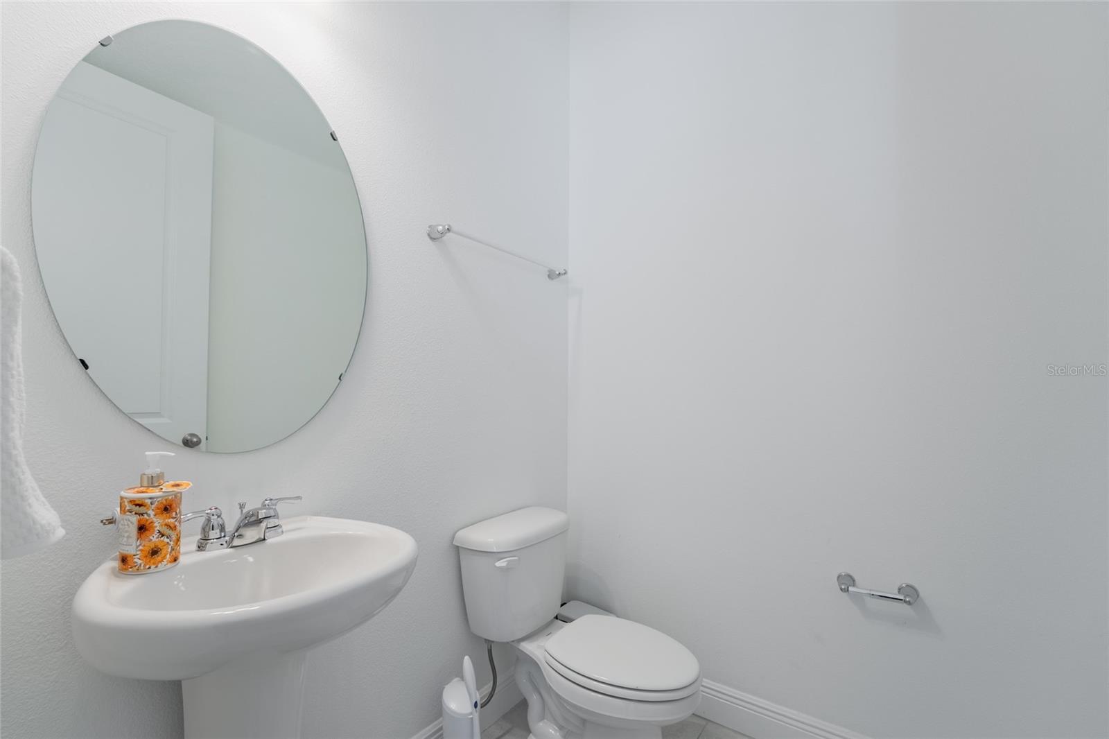 Image 23 of 29 For 15723 Vetta Drive