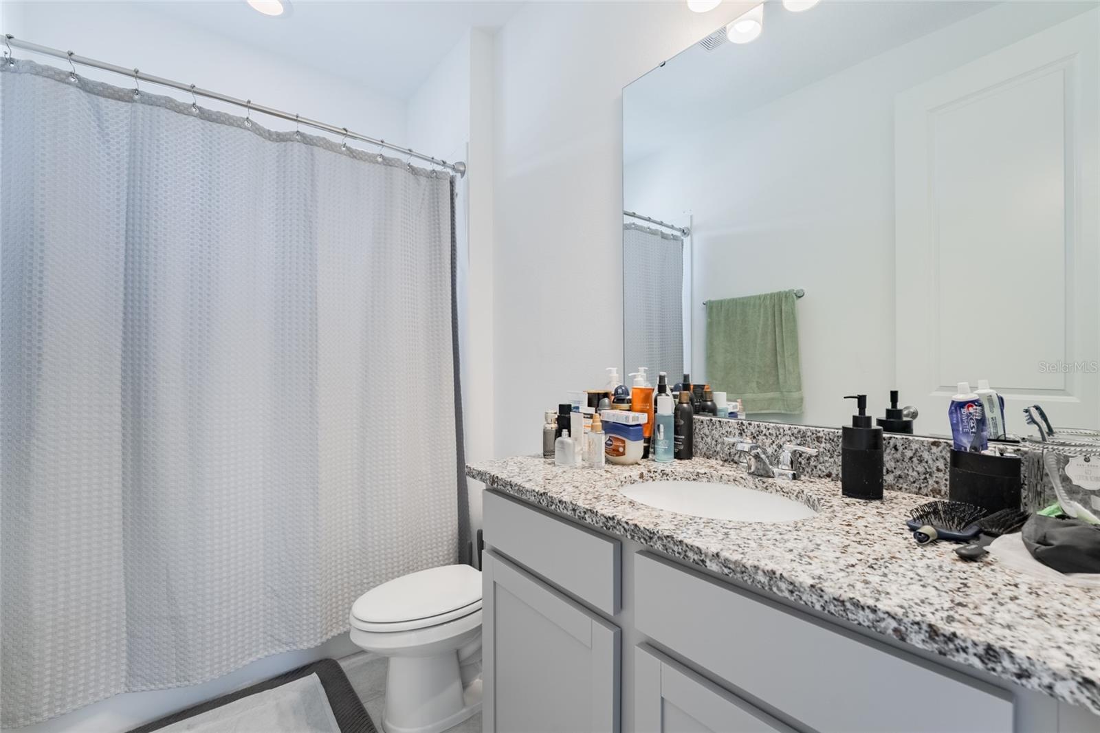 Image 24 of 29 For 15723 Vetta Drive