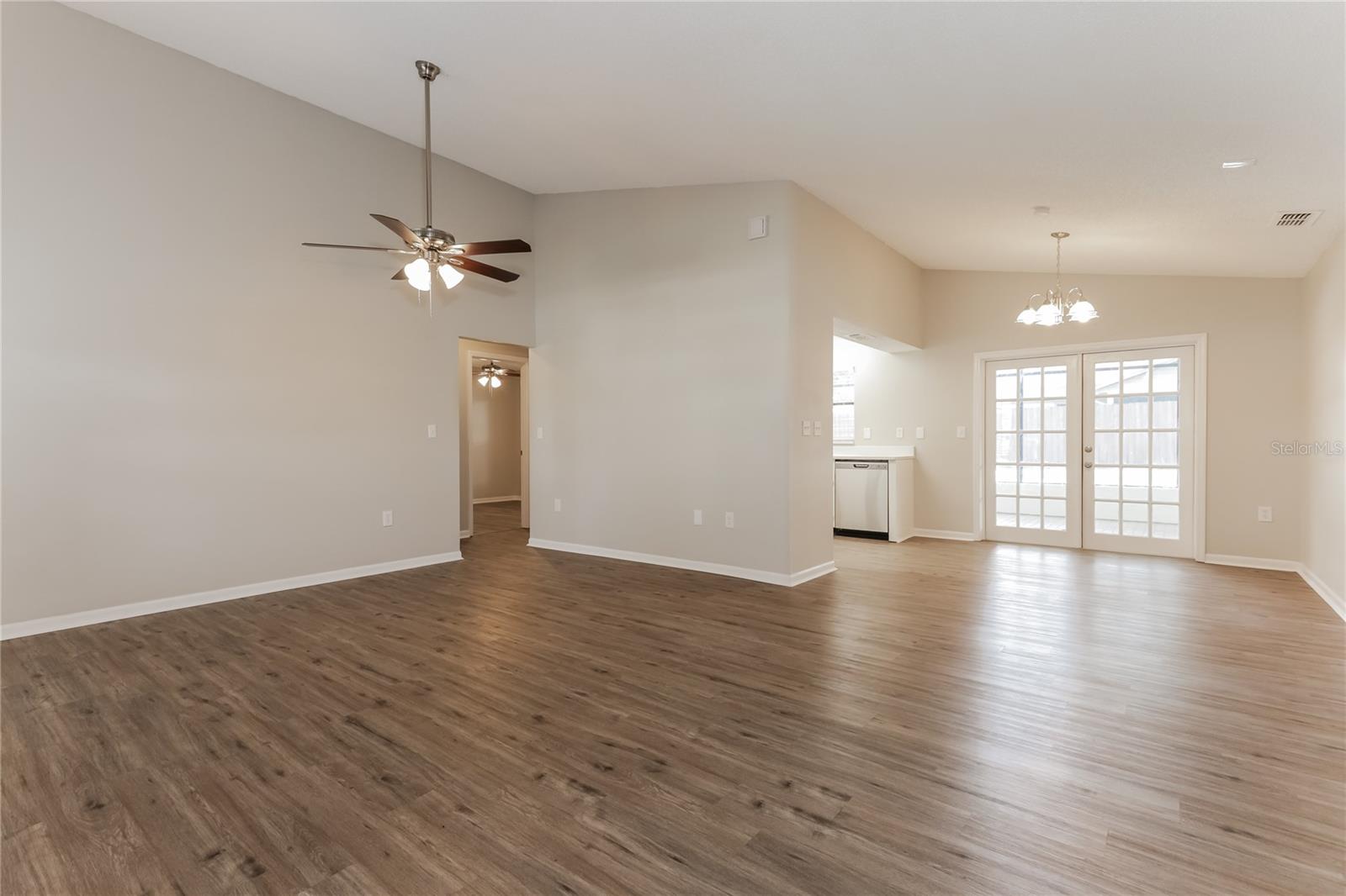 Image 4 of 16 For 1418 Monte Lake Drive