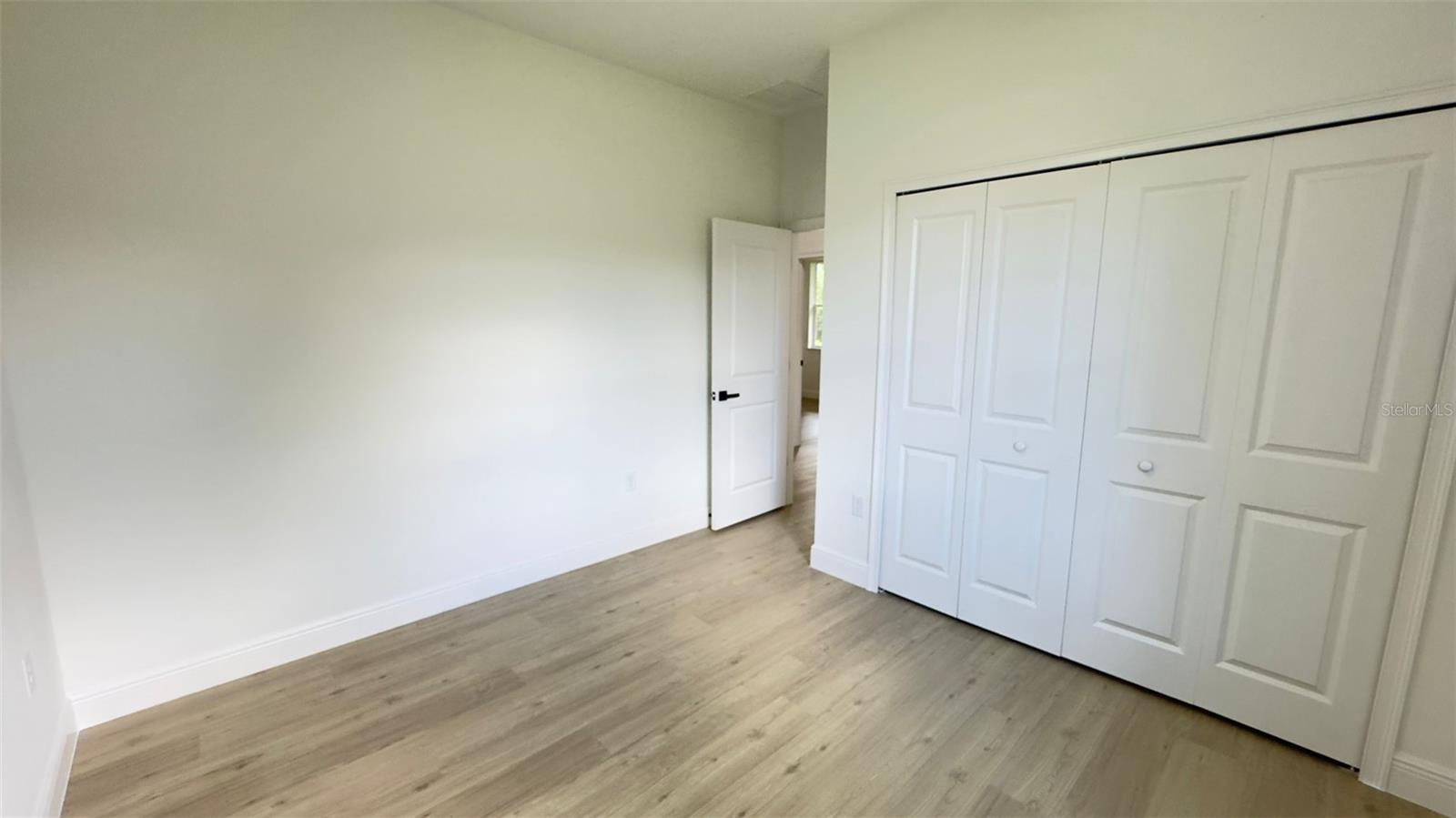 Image 14 of 30 For 7914 Omega Way