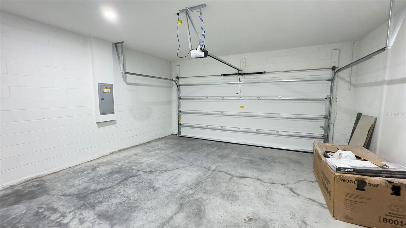 Image 6 of 30 For 7914 Omega Way