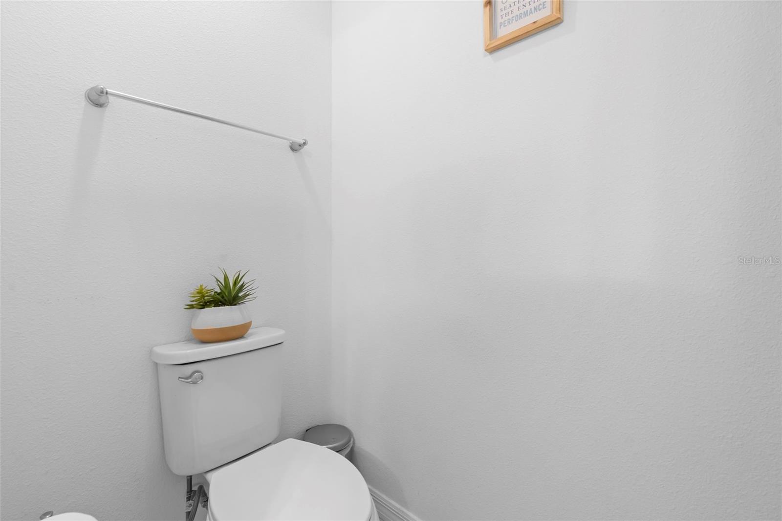 Image 16 of 39 For 1737 Kato Way