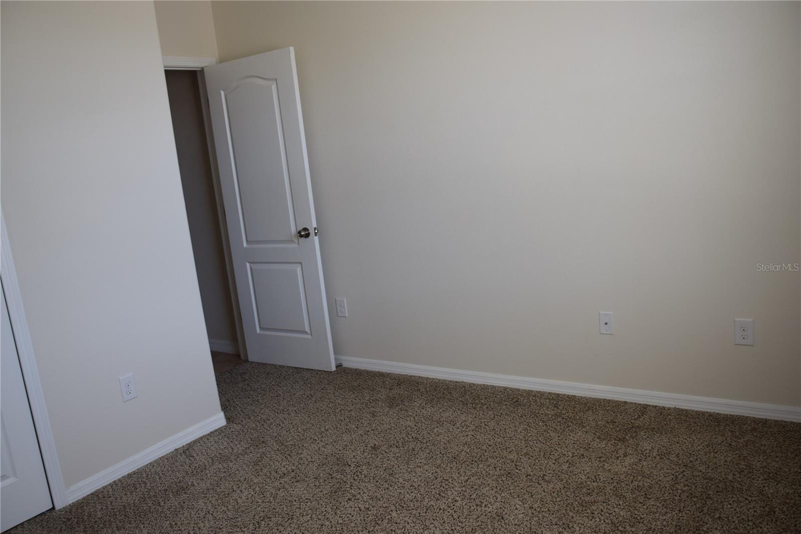 Image 13 of 43 For 2705 Carrickton Circle