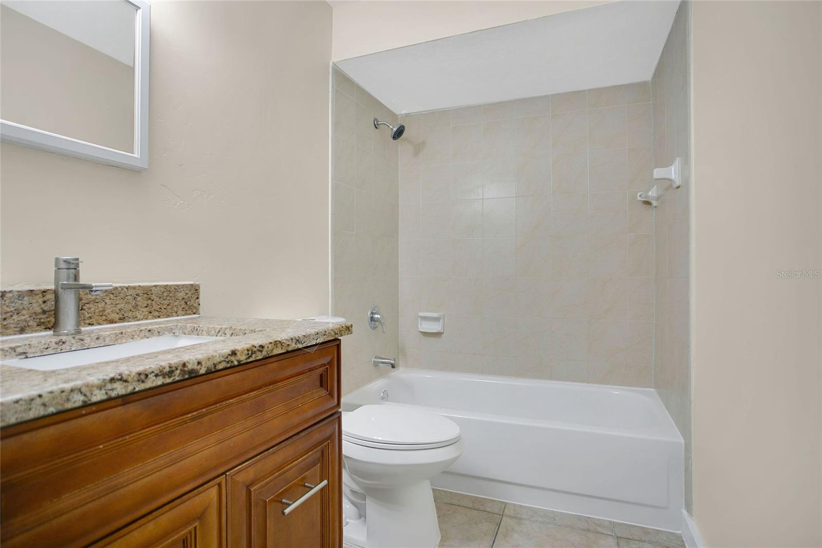 Image 16 of 26 For 10419 Olcot Street