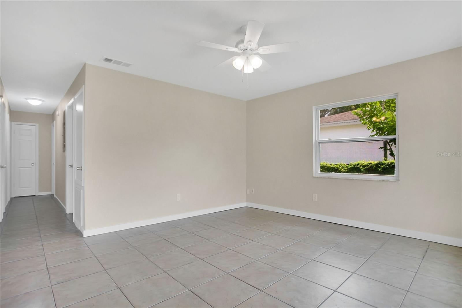 Image 6 of 26 For 10419 Olcot Street