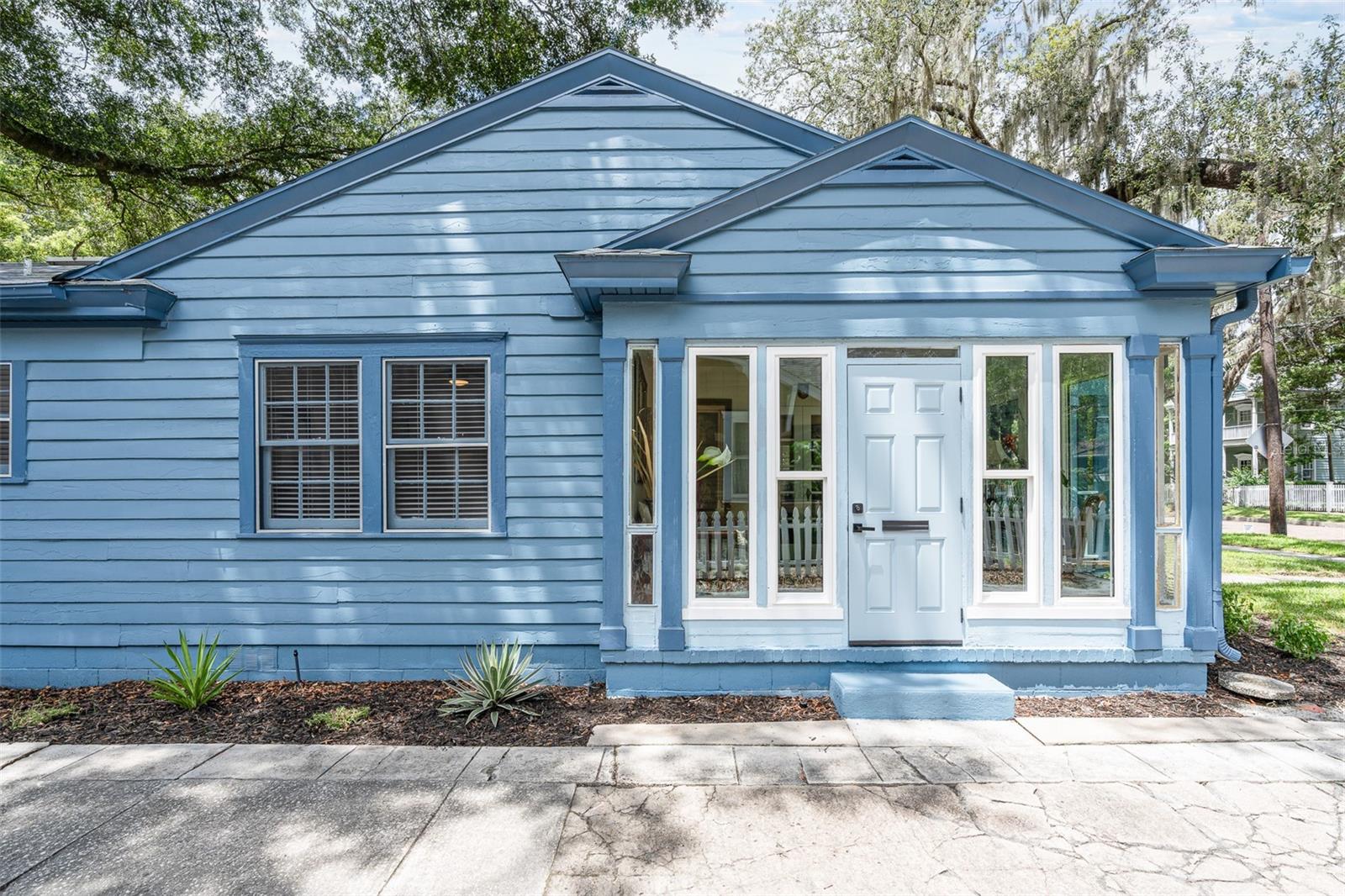 Image 11 of 68 For 512 Amelia Street