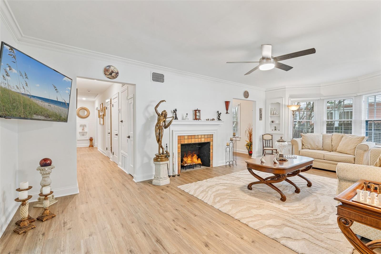 Image 12 of 68 For 512 Amelia Street