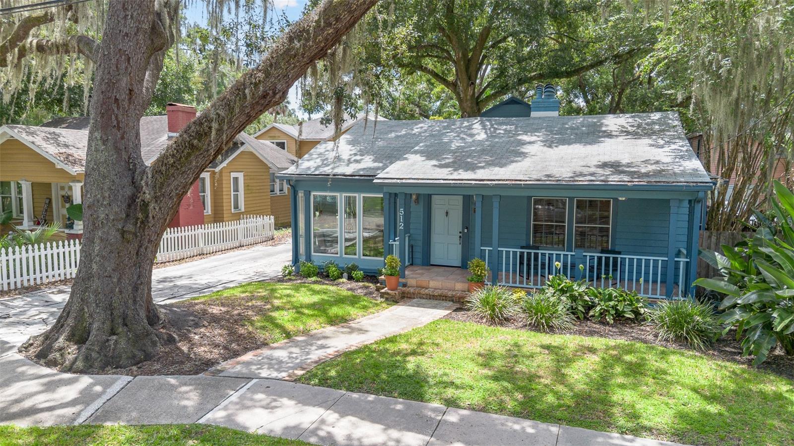 Image 4 of 68 For 512 Amelia Street