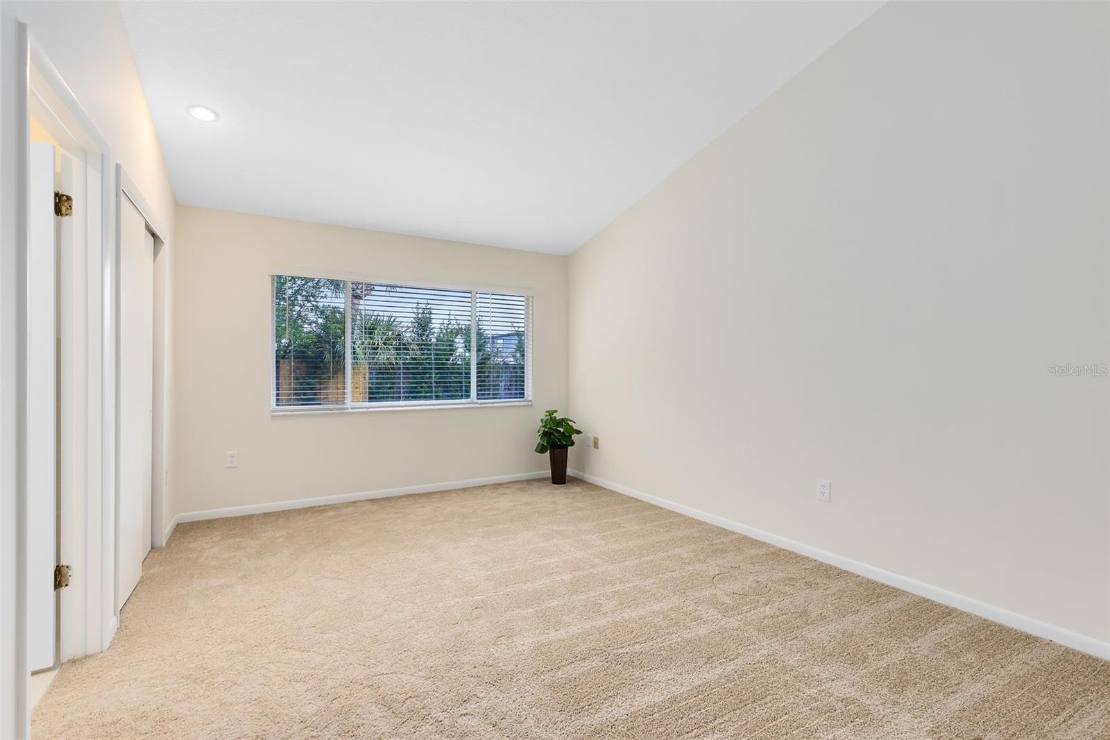 Image 18 of 35 For 1116 Fairway Drive