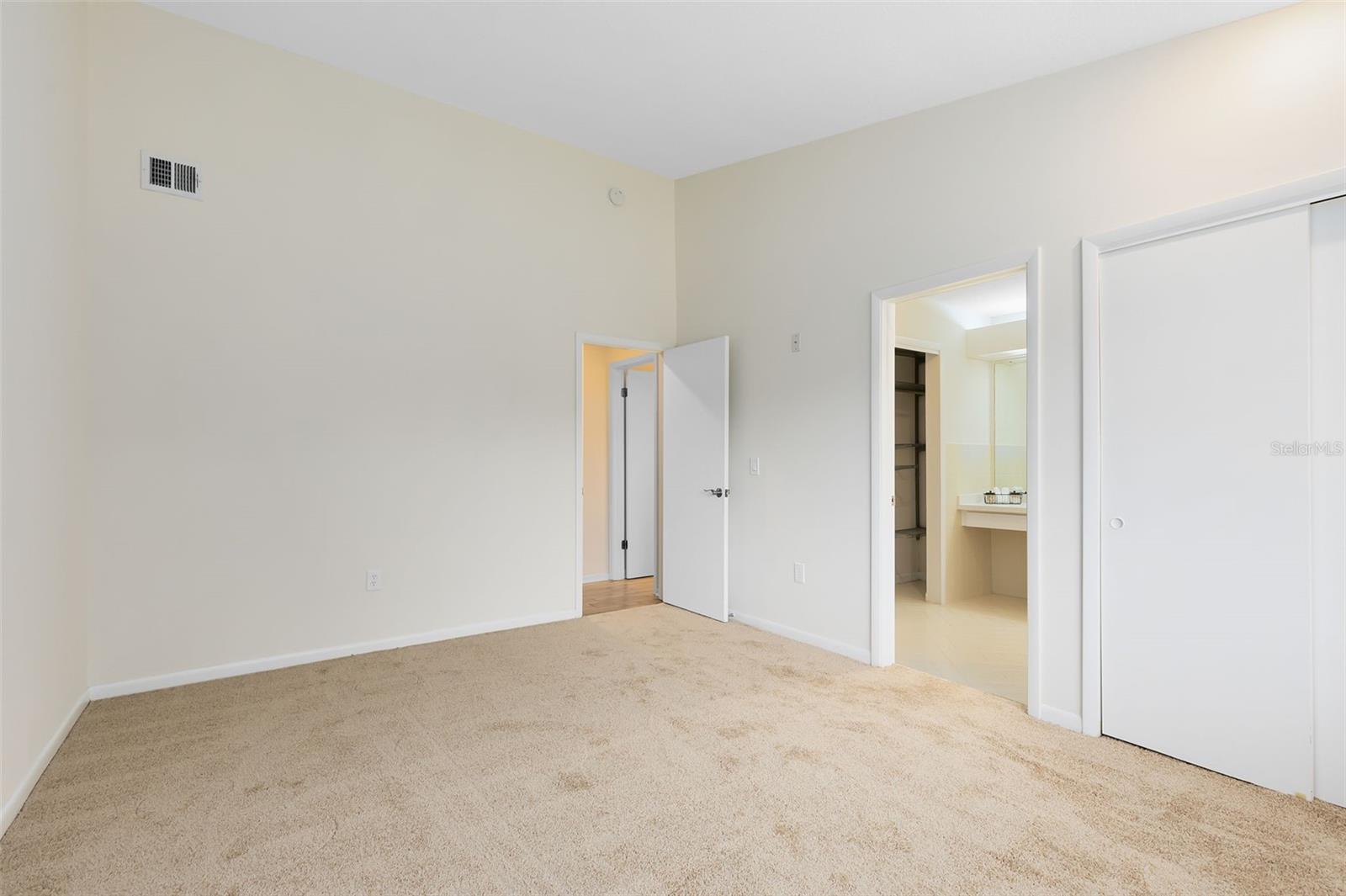 Image 19 of 35 For 1116 Fairway Drive