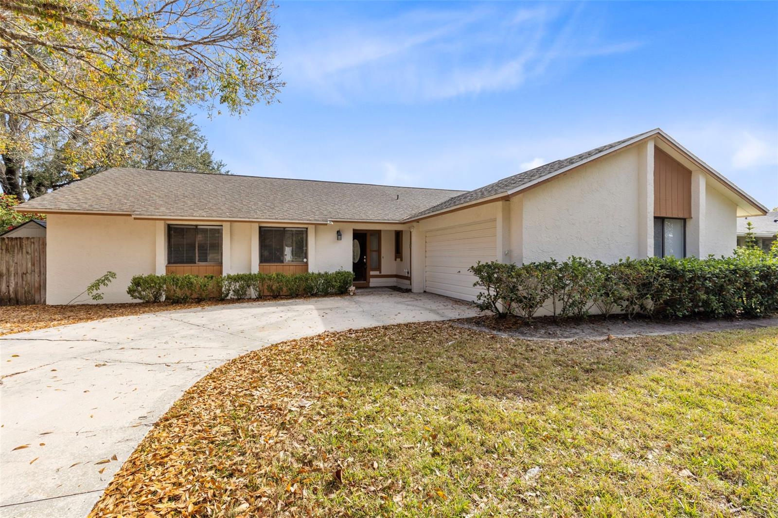 Image 2 of 35 For 1116 Fairway Drive