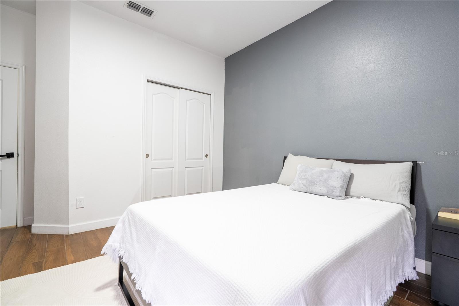 Image 33 of 60 For 12796 Garridan Avenue