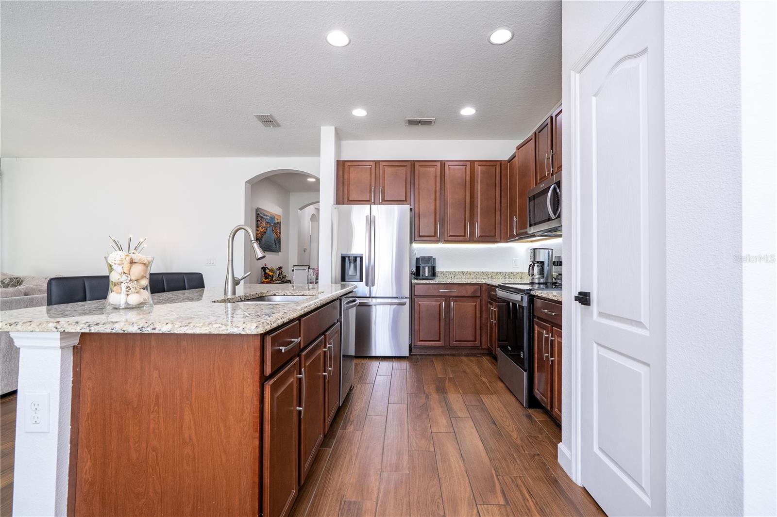 Image 38 of 60 For 12796 Garridan Avenue