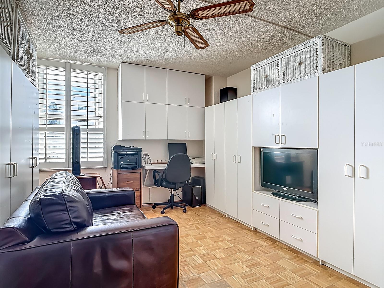 Image 14 of 31 For 2987 Atlantic Avenue 1802