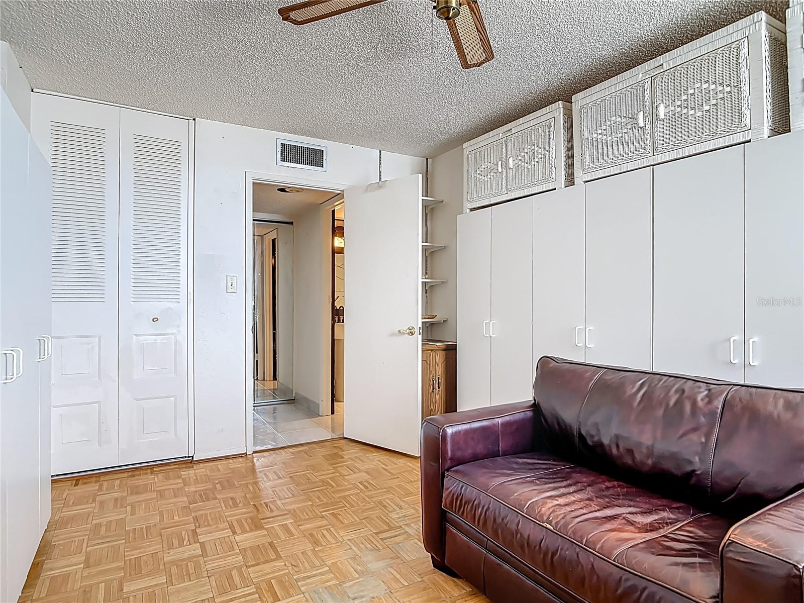 Image 15 of 31 For 2987 Atlantic Avenue 1802