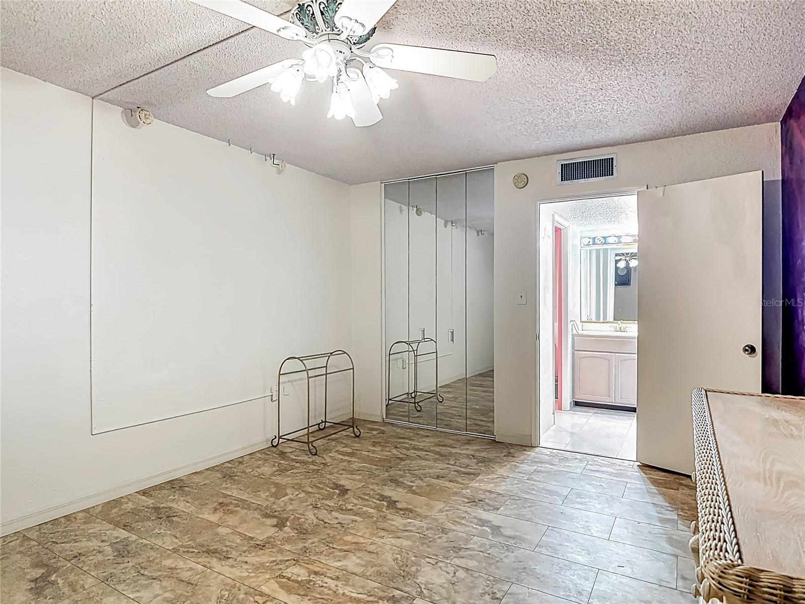 Image 17 of 31 For 2987 Atlantic Avenue 1802